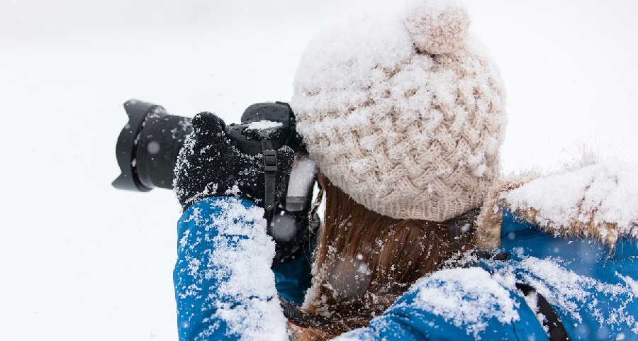 take pictures in the winter